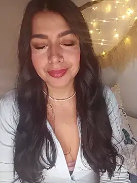 Snapshot of Antonella-corruso chatting on May 2026 03:24:01 AM Antonella-corruso online show from May 2026 03:24:01 AM