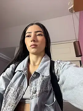Snapshot of AMBERBUNNY_ chatting on May 2026 12:33:02 PM AMBERBUNNY online show from May 2026 12:33:02 PM