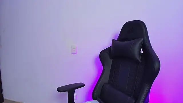 Megan jacksonn  online show from April 2026 04:13:02 AM