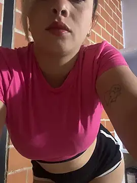 jade06  online show from April 2026 10:11:02 PM