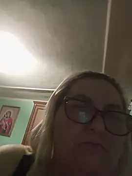 AureliaSky598 online show from June 2026 12:22:02 AM
