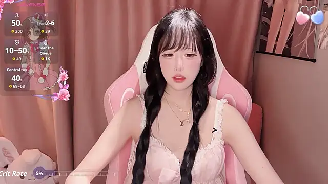 Snapshot of Suer-X chatting on June 2026 01:17:02 PM Suer-X online show from June 2026 01:17:02 PM
