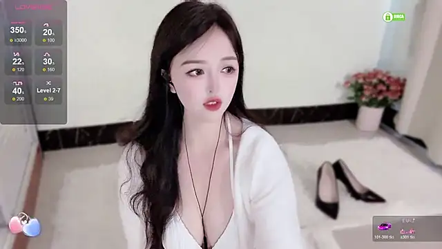 Snapshot of Seven_y7 chatting on April 2026 03:44:01 AM Seven y7 online show from April 2026 03:44:01 AM