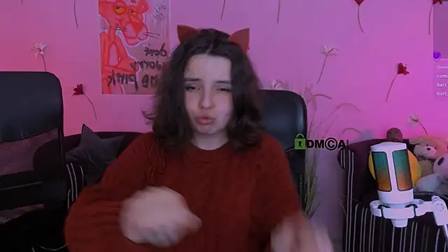 mia mooon  online show from April 2026 02:55:01 PM