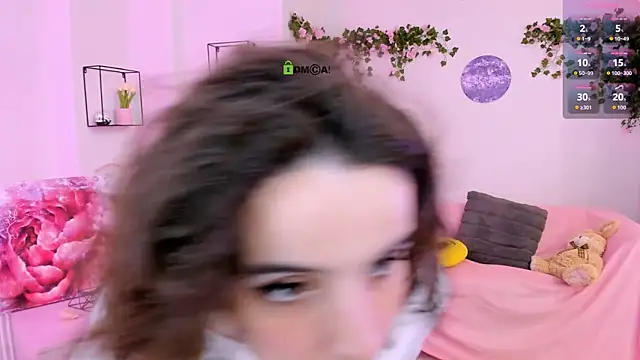 Snapshot of mia_mooon_ chatting on June 2026 08:41:01 AM mia mooon online show from June 2026 08:41:01 AM