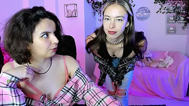 Snapshot of mia_mooon_ chatting on July 2026 03:03:02 PM mia mooon online show from July 2026 03:03:02 PM