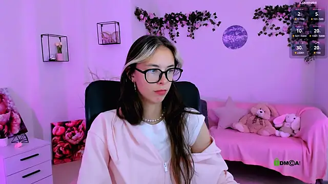 Snapshot of mia_mooon_ chatting on July 2026 10:39:01 AM mia mooon online show from July 2026 10:39:01 AM
