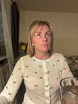 Snapshot of zayasun chatting on April 2026 05:13:02 PM zayasun online show from April 2026 05:13:02 PM