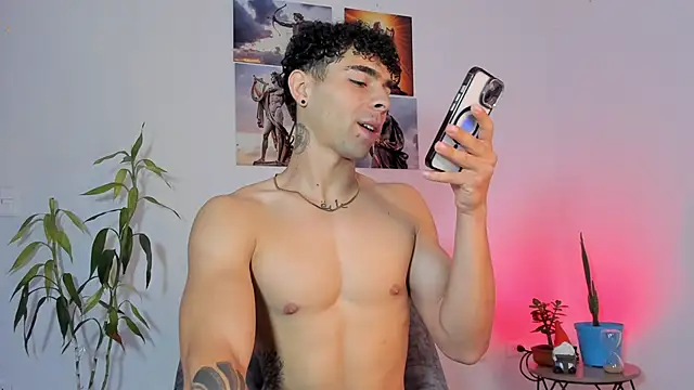 Snapshot of Alex_zt7 chatting on April 2026 02:56:01 PM Alex zt7 online show from April 2026 02:56:01 PM