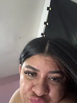Snapshot of Katty_West chatting on June 2026 06:52:02 AM Katty West online show from June 2026 06:52:02 AM