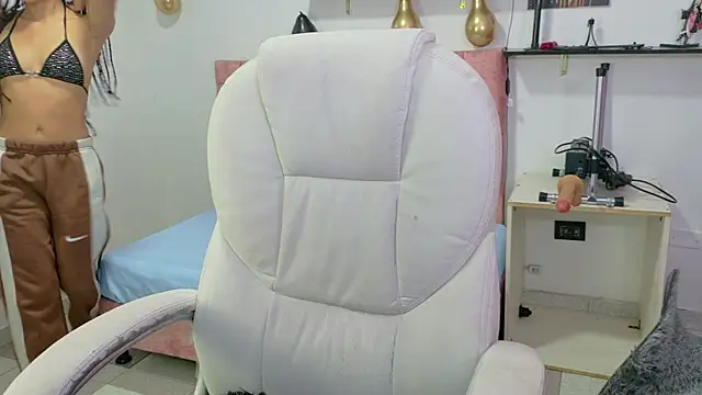 VelinaHoney online show from July 2026 12:34:01 PM