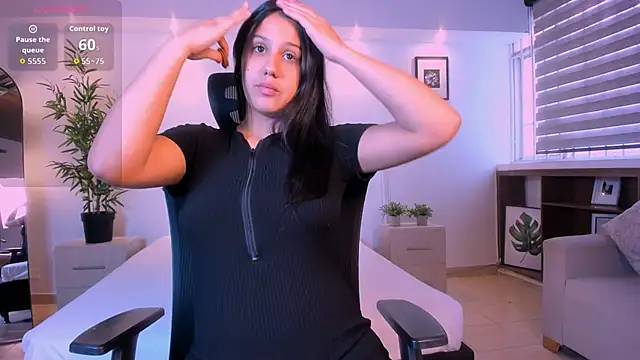 arianarousee online show from May 2026 12:34:01 PM
