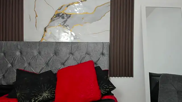 emma harris01 online show from April 2026 07:07:01 PM