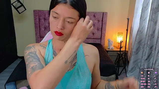 Lucia evans21 online show from April 2026 07:45:02 PM