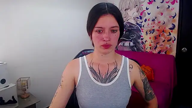 Lucia evans21 online show from June 2026 08:18:01 PM