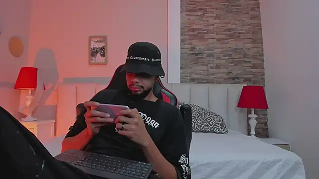 Snapshot of cero_khalifa chatting on May 2026 04:31:02 AM cero khalifa online show from May 2026 04:31:02 AM