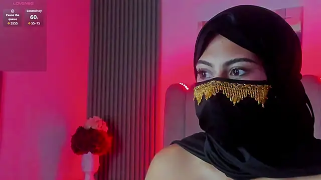 Layla amirah online show from April 2026 03:24:02 AM