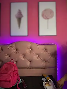 Tessa LS online show from April 2026 01:38:02 PM