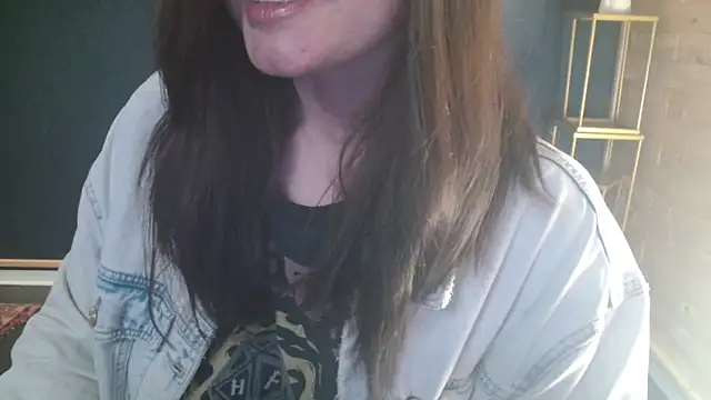 Snapshot of NicoleLove_ chatting on April 2026 07:47:02 AM NicoleLove online show from April 2026 07:47:02 AM
