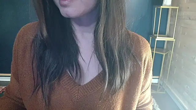 Snapshot of NicoleLove_ chatting on April 2026 07:06:02 AM NicoleLove online show from April 2026 07:06:02 AM