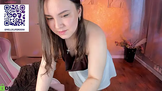Nelie Evans online show from May 2026 10:09:01 AM