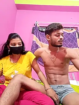 Hot-Couple4 online show from April 2026 07:05:02 PM