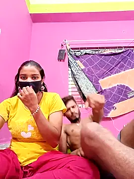 Hot-Couple4 online show from April 2026 05:17:02 PM