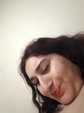 atesli zumra online show from April 2026 09:42:02 PM