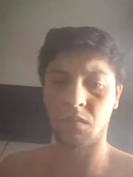 JuanF0304 online show from April 2026 02:22:01 PM