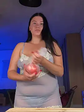 KimberlyBlueOfficial online show from June 2026 05:57:02 PM