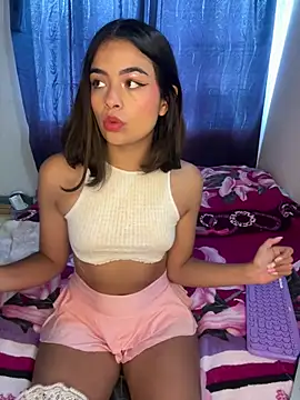 Snapshot of Megan-Moon chatting on June 2026 08:03:01 PM Megan-Moon online show from June 2026 08:03:01 PM