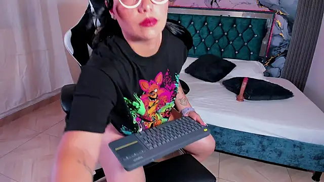 alisha desire online show from April 2026 07:09:02 PM