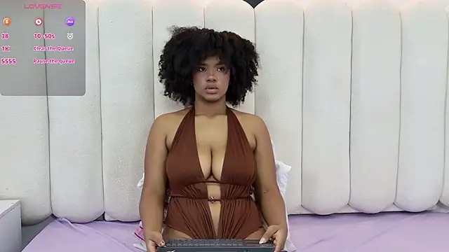 ela ebony  online show from June 2026 12:11:01 PM