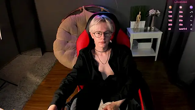 Liam Blair online show from July 2026 11:20:02 AM