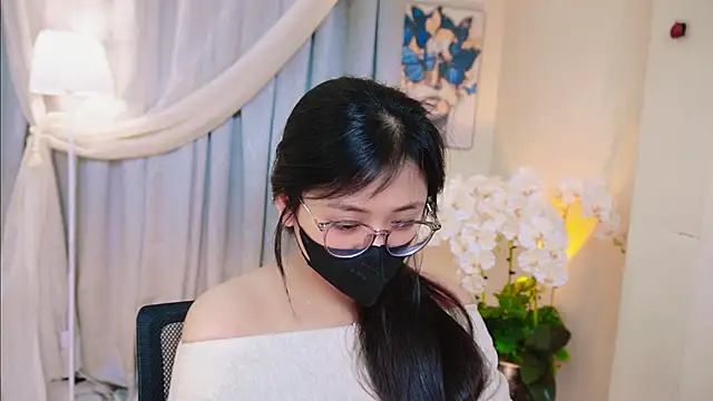 Snapshot of Chan_Chann chatting on May 2026 02:18:02 AM Chan Chann online show from May 2026 02:18:02 AM