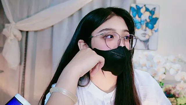 Snapshot of Chan_Chann chatting on July 2026 03:25:02 AM Chan Chann online show from July 2026 03:25:02 AM