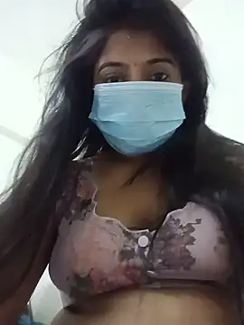 dearmona00 online show from May 2026 07:11:01 PM