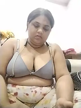 Snapshot of hotsilk21 chatting on May 2026 06:02:01 PM hotsilk21 online show from May 2026 06:02:01 PM