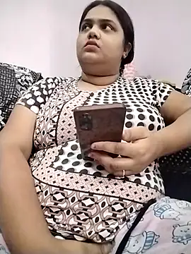 Snapshot of hotsilk21 chatting on June 2026 08:05:02 AM hotsilk21 online show from June 2026 08:05:02 AM