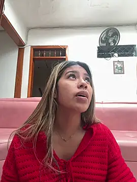 Kimmiebellarie online show from July 2026 01:24:02 PM