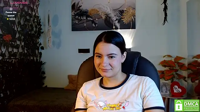Snapshot of rosaleia_ chatting on July 2026 03:48:01 AM rosaleia online show from July 2026 03:48:01 AM