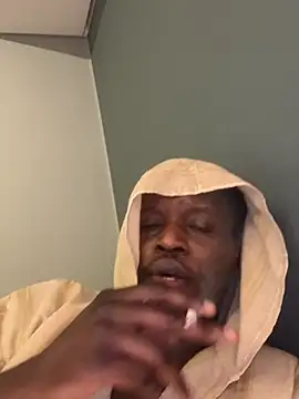 Snapshot of Shakazullu1 chatting on April 2026 11:20:02 PM Shakazullu1 online show from April 2026 11:20:02 PM