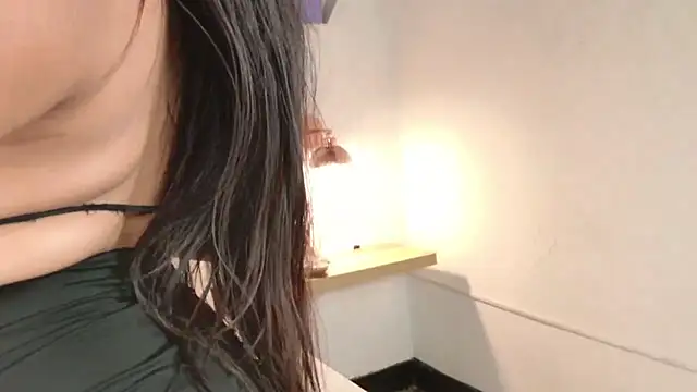 kaia boobs online show from June 2026 09:06:02 PM