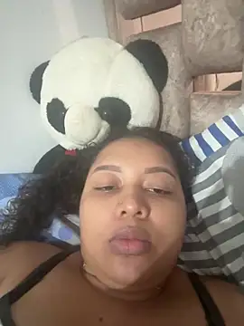 Snapshot of Ninibella chatting on June 2026 02:12:01 AM Ninibella online show from June 2026 02:12:01 AM