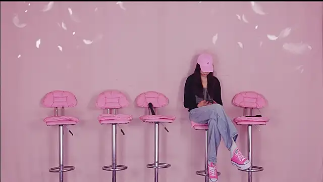 zhibo-05 online show from April 2026 01:17:02 PM