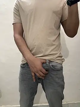 Snapshot of Ankur_straight chatting on June 2026 04:43:02 AM Ankur straight online show from June 2026 04:43:02 AM