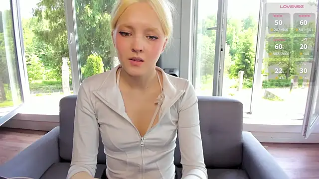 Snapshot of _luny_ chatting on June 2026 10:27:02 AM luny online show from June 2026 10:27:02 AM