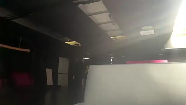 Snapshot of Mach3t3 chatting on April 2026 12:29:02 PM Mach3t3 online show from April 2026 12:29:02 PM