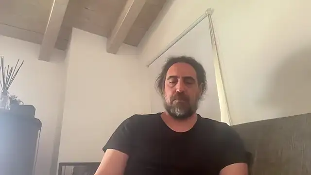 Snapshot of Mach3t3 chatting on June 2026 11:23:01 AM Mach3t3 online show from June 2026 11:23:01 AM