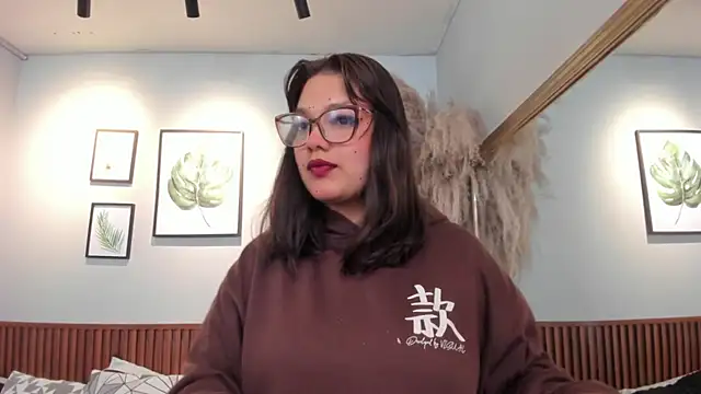 Snapshot of AMBERBENELLI chatting on April 2026 03:31:01 AM AMBERBENELLI online show from April 2026 03:31:01 AM